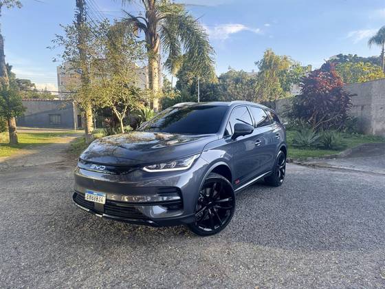 BYD TAN ELÉTRICO AWD